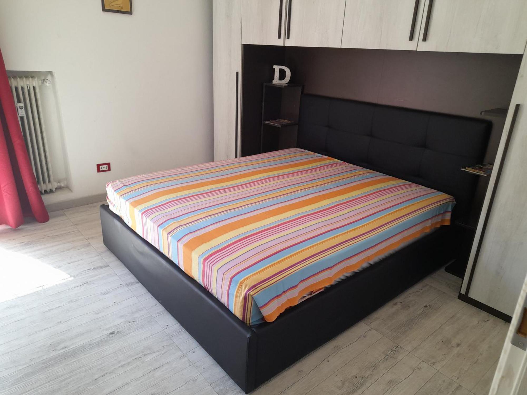 House Apartment Rom